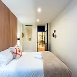 Urbanflat 224 - Prestige Parisian 5 Bedroom باريس
