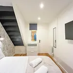 Urbanflat 224 - Prestige Parisian 5 Bedroom شقة
