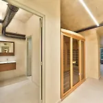 Urbanflat 224 - Prestige Parisian 5 Bedroom *